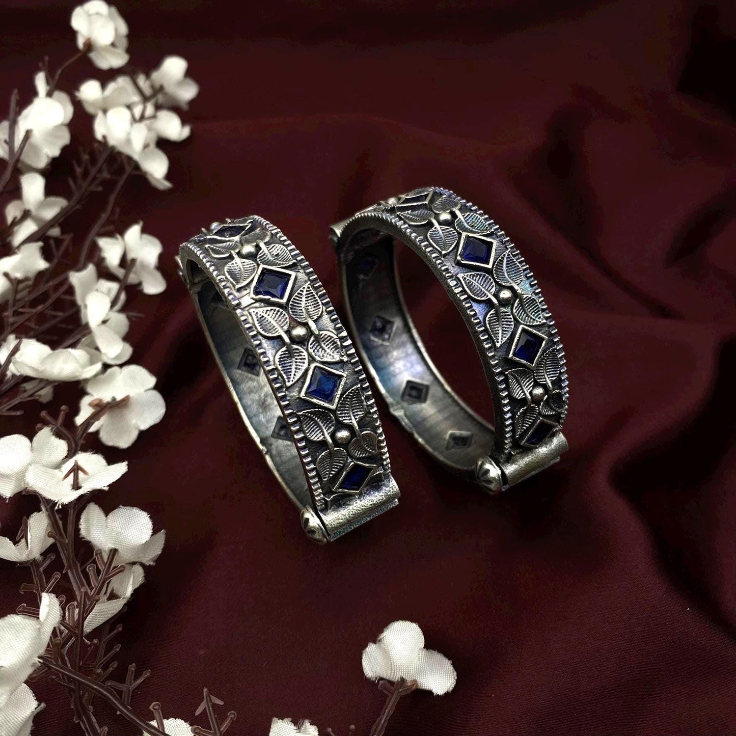 Quirky Fashions Oxidized Silver Bangles with Floral Carving – Traditional Pair in Red, Green, Blue, or Black Stone
