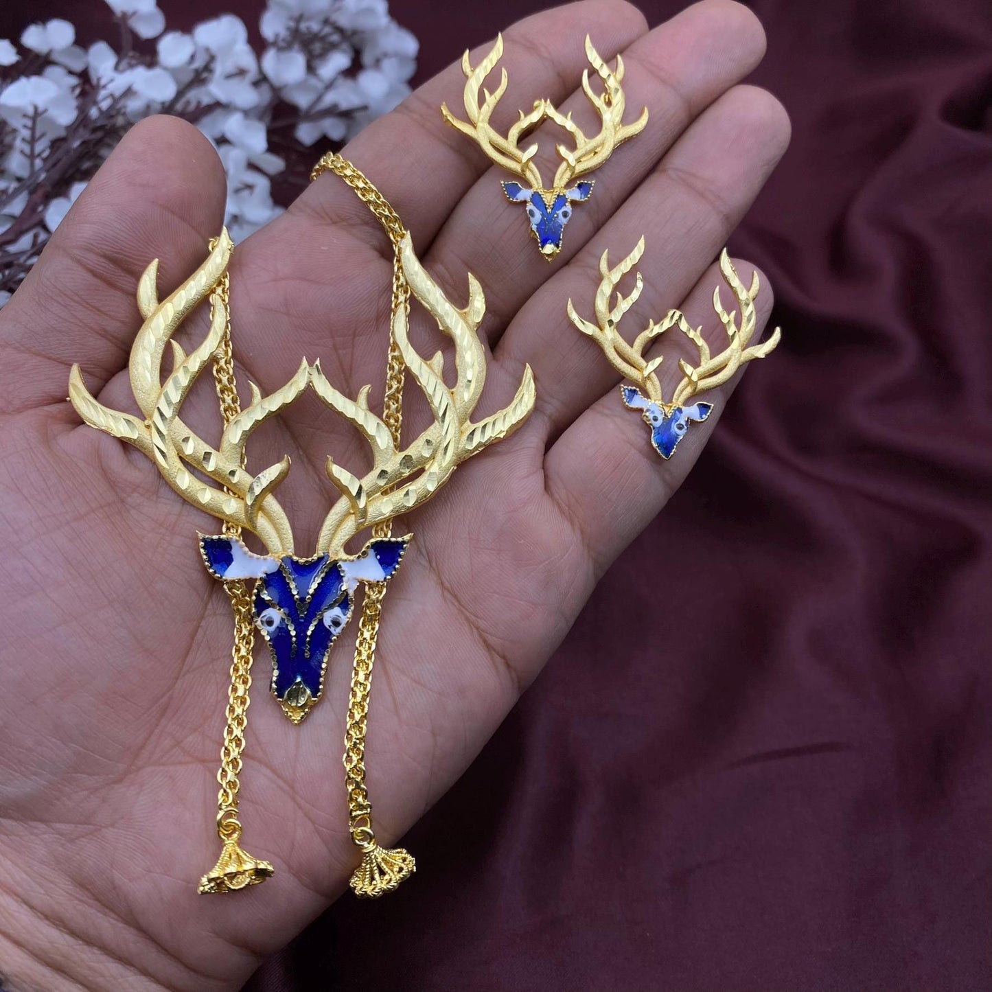 32-Inch Golden Deer Antler Necklace Set with Blue Enamel – Statement Jewelry by Quirky Fashions