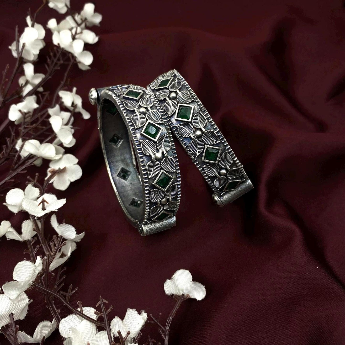 Quirky Fashions Oxidized Silver Bangles with Floral Carving – Traditional Pair in Red, Green, Blue, or Black Stone