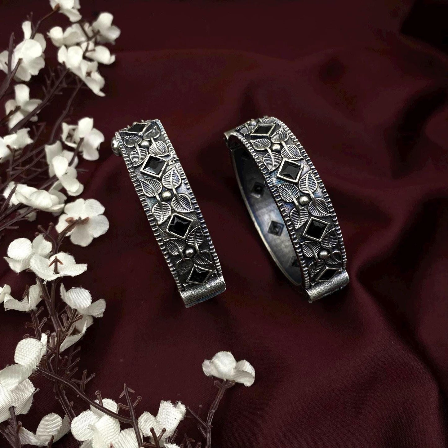 Quirky Fashions Oxidized Silver Bangles with Floral Carving – Traditional Pair in Red, Green, Blue, or Black Stone